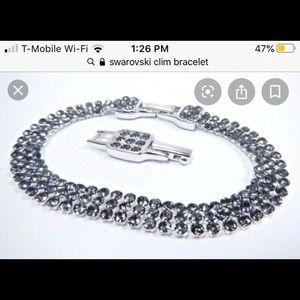 NWT Swarovski Clim Crystal Bracelet